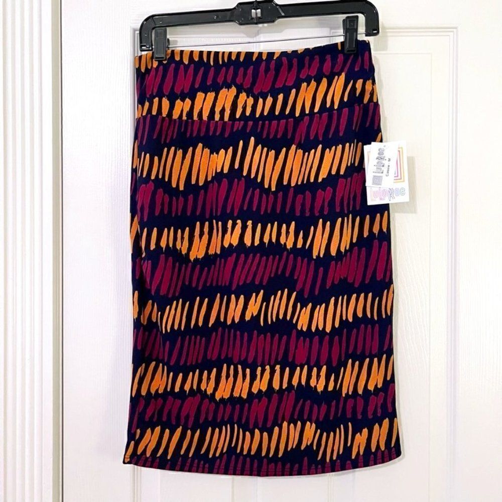LulaRoe NWT Cassie Black Magenta Gold Hatch Design Pull-on Skirt Size M